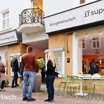 Klimatisierte Luxus-dachterrassenwohnung Im Zentrum