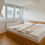 Apartmán Klimatisierte Luxus-dachterrassenwohnung Im Zentrum