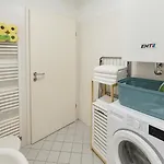 Klimatisierte Luxus-dachterrassenwohnung Im Zentrum Apartmán