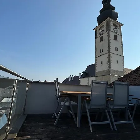 Klimatisierte Luxus-dachterrassenwohnung Im Zentrum * Sankt Poelten