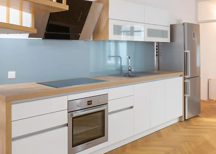 Klimatisierte Luxus-dachterrassenwohnung Im Zentrum アパート ザンクト・ペルテン