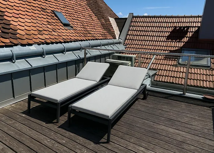 Klimatisierte Luxus-dachterrassenwohnung Im Zentrum *