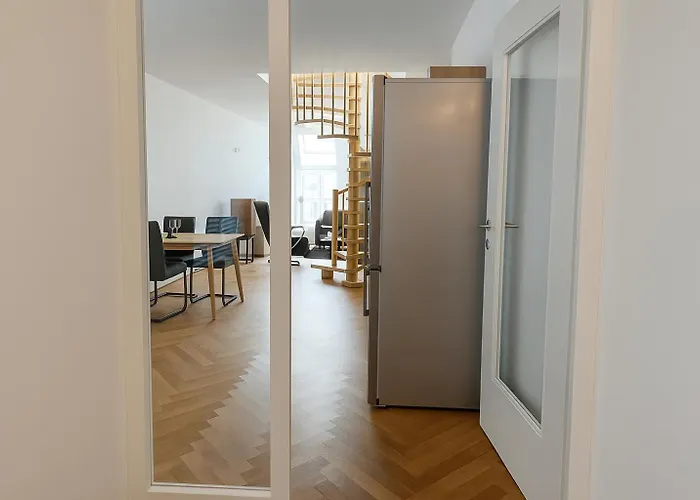 Klimatisierte Luxus-dachterrassenwohnung Im Zentrum アパート ザンクト・ペルテン